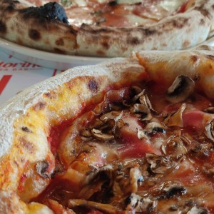 Prosciutto e funghi 