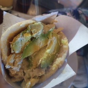 arepa reina pepiada