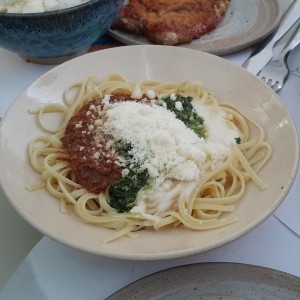 Linguini tres salsas