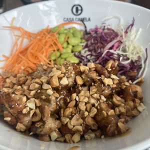 Poke pollo thai 
