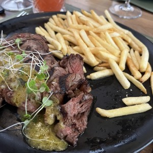 Entrecot salsa cafe de paris