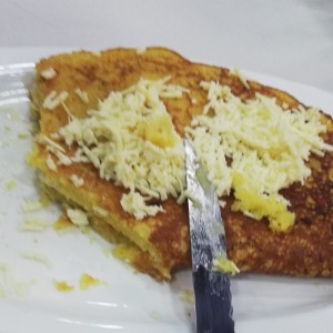 Cachapa con queso de mano