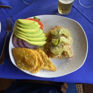 Pollo ajillo