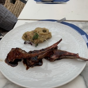 Chuletas de cordero y risotto 