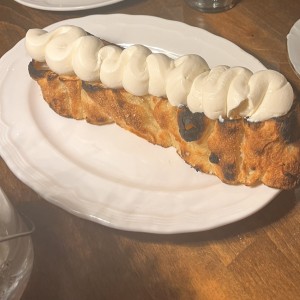 Focaccia con Ricota batida
