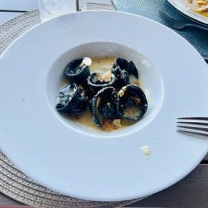 Cappelletti de berenjena rostizada, trufados 