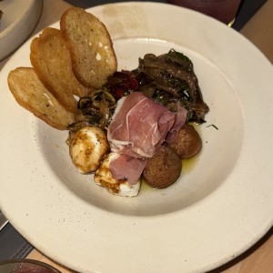 Antipasto mixto 