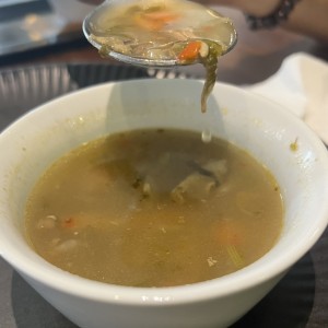 Sopa de pollo 