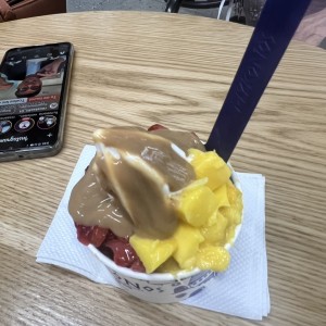 Helado Mango y Fresas