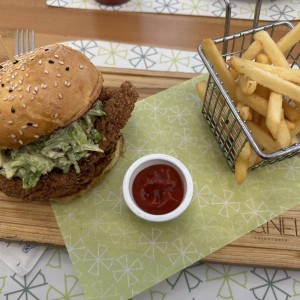 Hamburguesa cesar de pollo CRUNCHY