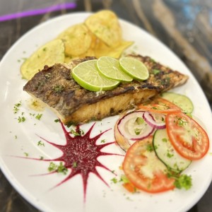 Robalo a la meunier en salsa de limon