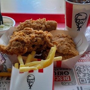 Combo Ideal con extra de salsa BBQ