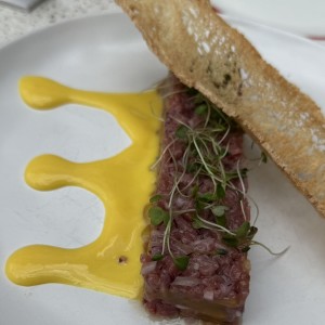 Tartar trufado