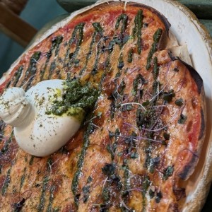 Pizza burrata