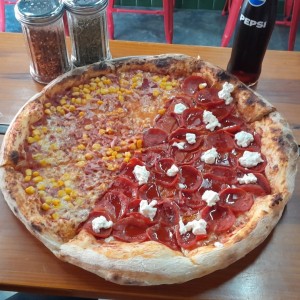 Maíz con tocineta y Pepperoni dolce grande