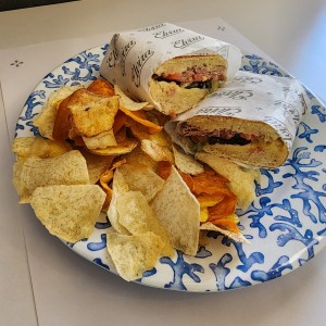 Sándwich grande de roast beef