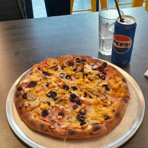 Pizza Cuatro estaciones 