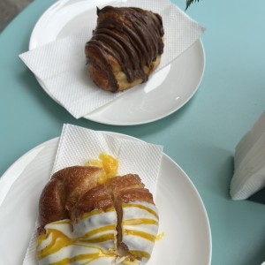 Medialuna nutella y parchita