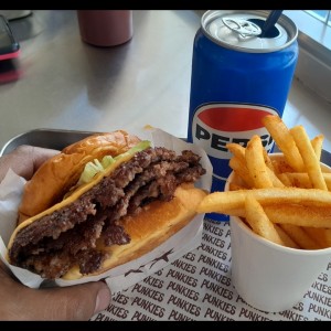 Clásica triple carne