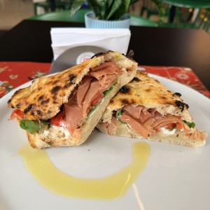 Panuozzo de prosciutto 