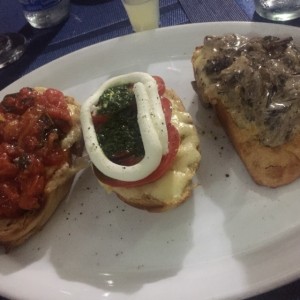 Bruchettas Mixtas