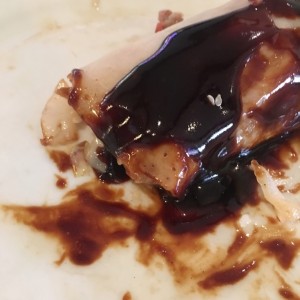 crepe de Cerdo en salsa de mora