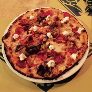Pizza Catar & extra pepperoni 