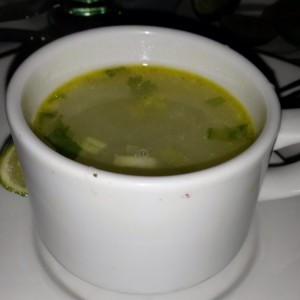 Siempre te reciben con este consome de pescado !