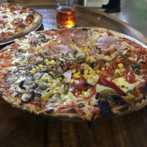 Pizza Cuatro Estaciones