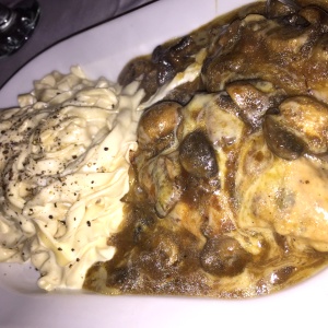 Cartoccio de pollo con fettucini