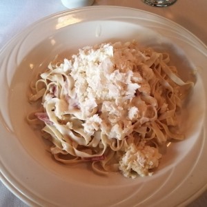 Fetuccini grana padano con prosciutto 