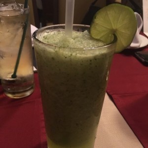 Limonada frappe con Yerbabuena