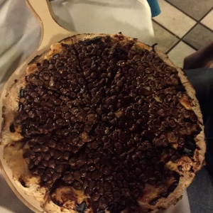 Pizza de chocolate y crema pastelera