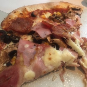 pizza de la casa