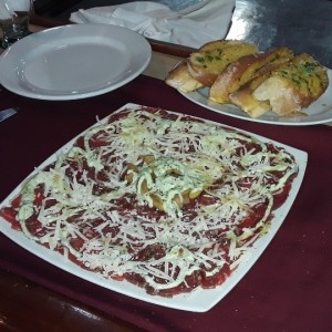 Carpaccio de lomito muy bueno