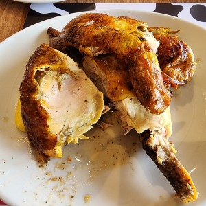 Medio pollo a la brasa 