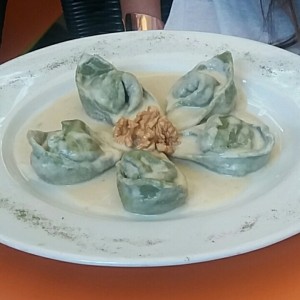 Tortelonis de Ricotta y Espinaca