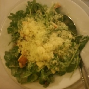 ensalada cesar con berros 