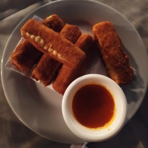 Dedos de Mozarella