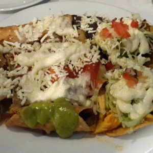 Plato mixto mexicano