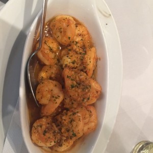Camarones al Ajillo