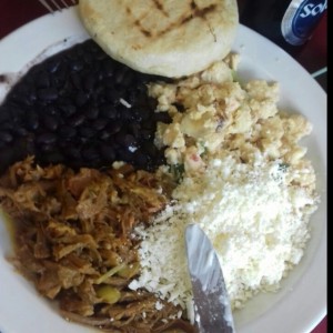 desayuno criollo