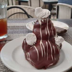 Dulce Profiteroles 