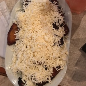 Tajadas con queso