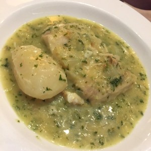 mero en salsa verde
