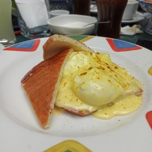 Huevos Benedictinos 