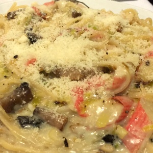 Vermicelli con salsa de ajoporro & cangrejo