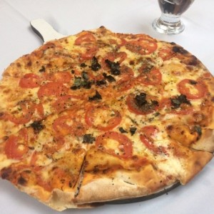 pizza caprese grande