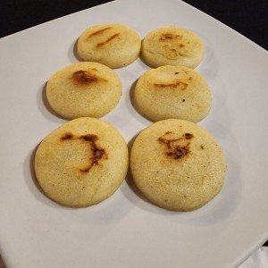 Ración de arepitas asadas