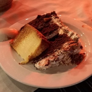 Quesillo y torta demasiado rico